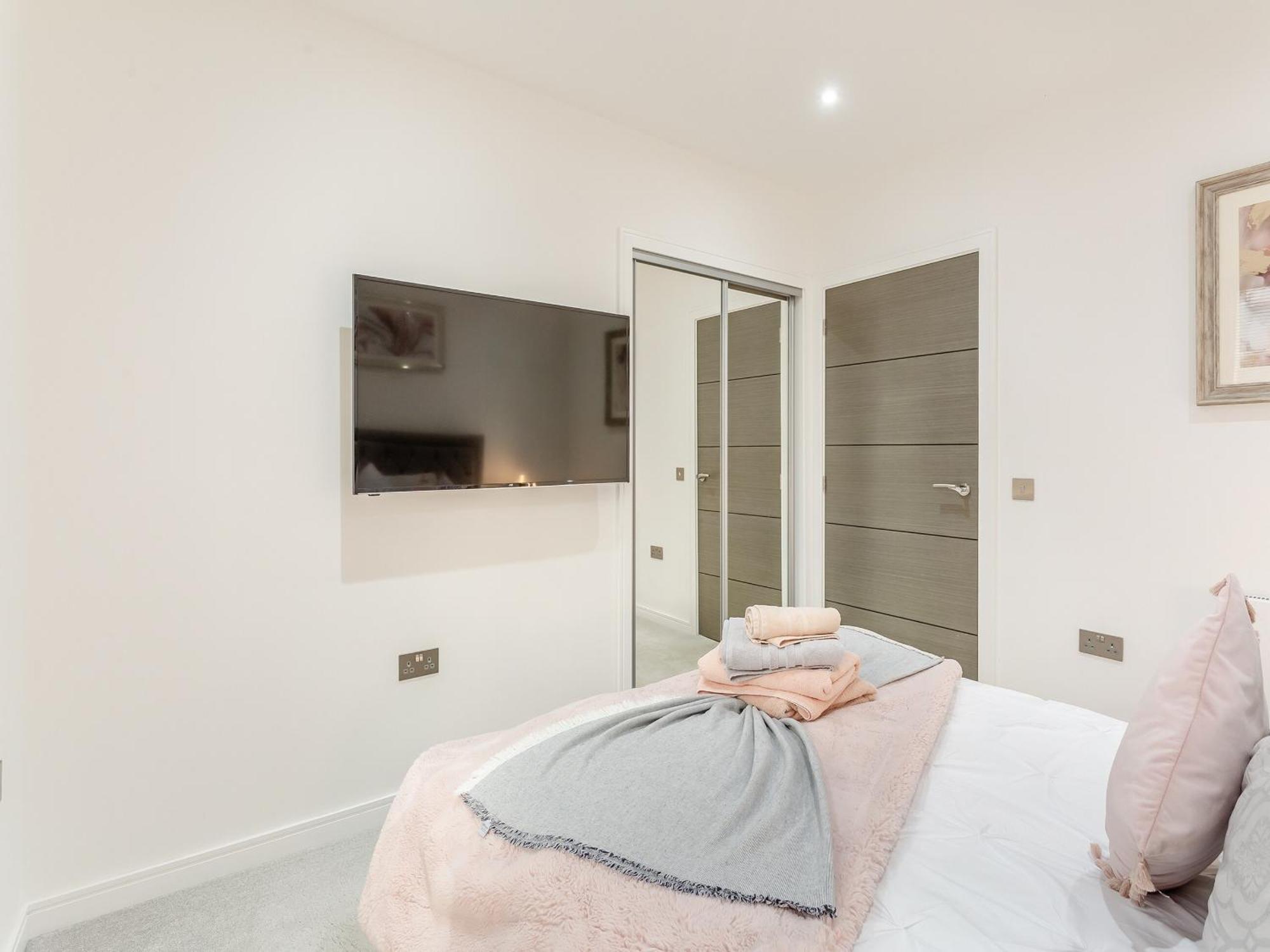 Spire View Villa แอเบอร์ดีน ภายนอก รูปภาพ